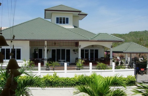 Bo Fai Villa | Villa de lujo con piscina privada ubicada en un complejo de 5 * con casa club, piscina / spa, cafetería, gimnasio