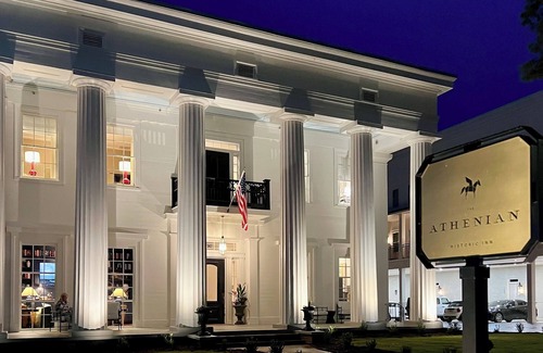 Athens Hotel | Luxury Private Suite in Boutique Historic Inn The Athenian- Downtown Location