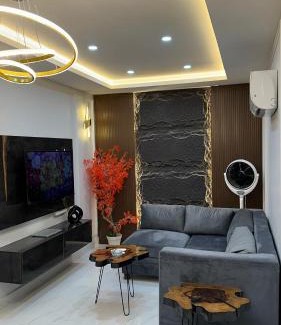 Bahria Town Apartamento | Luxury Private Top Floor Apartment in Heart of Bahria Town