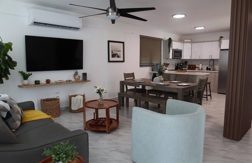 Puerto Nuevo Casa | Luxury Private Villa with Pool, Basketball Court & 6 Bedrooms – Sleeps 14!