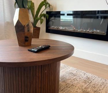 Elizabeth Apartamento | Luxury Queen Studio- Minutes To NYC, EWR & MetLife