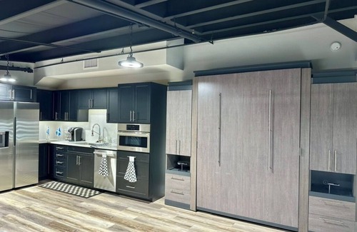 Highland Apartamento | Luxury Racing Garage…make Sebring your play ground.