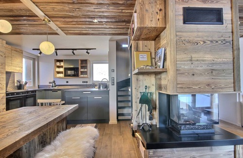 Plagne Soleil Chalet De Esquí | Luxury Renovated Chalet with High-End Amenities in La Plagne, Ski-In/Ski-Out Access