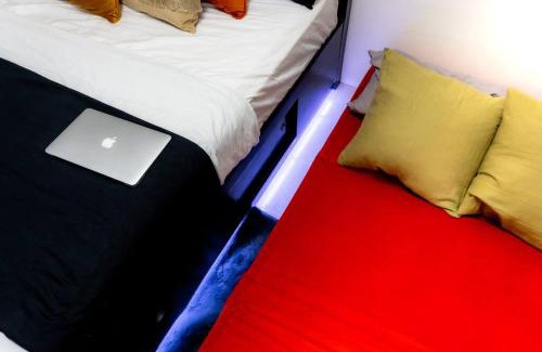 Ugong Apartamento | Luxury Resort Condo in Pasig FastWifiPoolSmartLock
