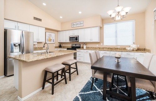 Hillcrest Ranch Homeowners Casa | Luxury Resort Home, Spring Training, Peoria, Glendale, Sparkling Pool, Location!