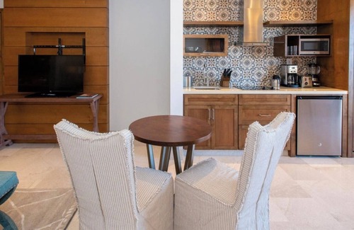 Los Cangrejos II y III Complejo | Luxury Resort Studio - Golf & Spa