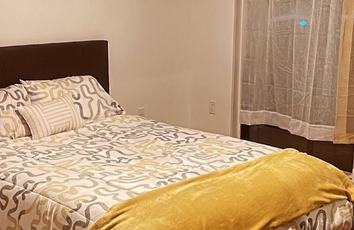 Downtown Las Vegas Condominio | Luxury Resort Style Condo 5 mins from strip