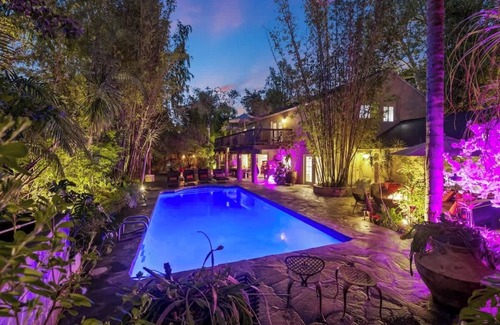 Encino Villa | Luxury Resort Style- Heated Pool- Jacuzzi- Firepit