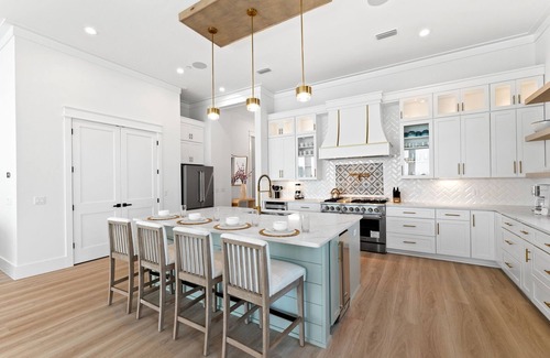 Bahama Beach Casa | Luxury Gulf Front Retreat w/Ocean Views | Private Pool | Game Room | Sleeps 34