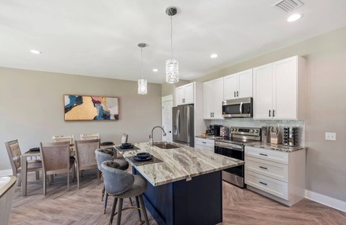 Upper Grand Lagoon Casa | Luxury Retreat near St. Andrews