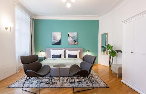 Prague 1 Apartamento | Luxury Retreat by Charles Bridge