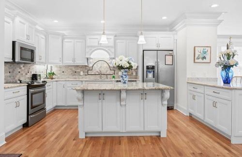 Red Bank Casa | Luxury Retreat in Red Bank TN
