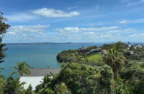 Tindalls Beach Casa | Luxury retreat overlooking Manly Beach