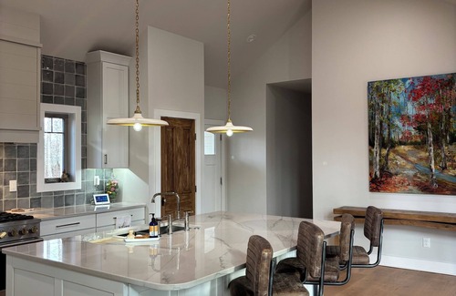 Sandy Ridge Casa | Luxury Retreat - Perfect for Weddings, Furniture Market Visits, and Relaxation
