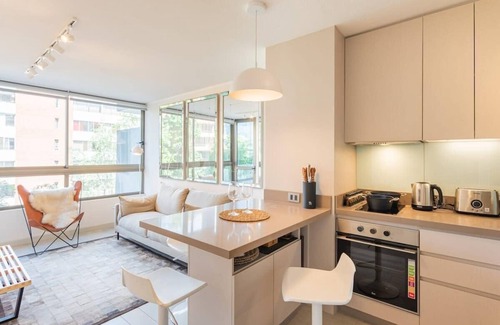 Santiago Apartamento | Luxury Retreat w/2BR, Wifi, Pool, Gym