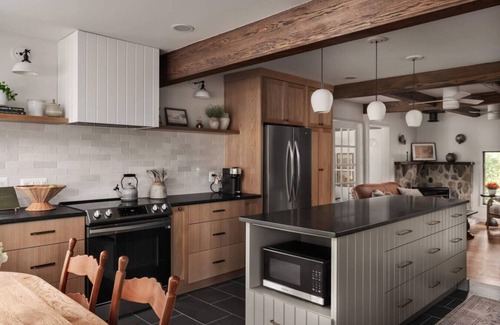 Fishers Hill Apartamento | Luxury Retreat w/Hot Tub on Shenandoah River