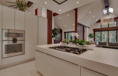 Olympic Valley Casa | Luxury River Retreat - TLUXP