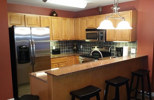 Sevierville Condominio | 1 BR Luxury Condo A orillas del río / Perfect Location / 2 BR también disponible VRBO # 859465