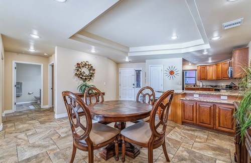 Laughlin Condominio | Luxury Riverfront Condo Launch-Dock-Pool-Spa