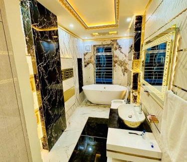 Gulberg Casa | Luxury rooms for guests