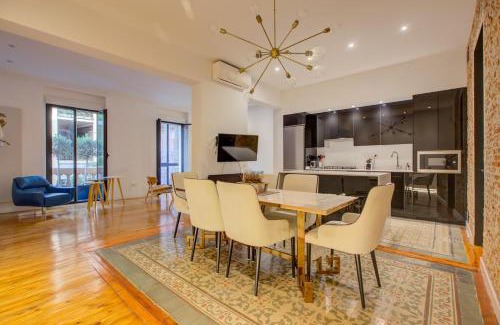 Almagro Apartamento | Luxury Rooms Madrid Center Duplex