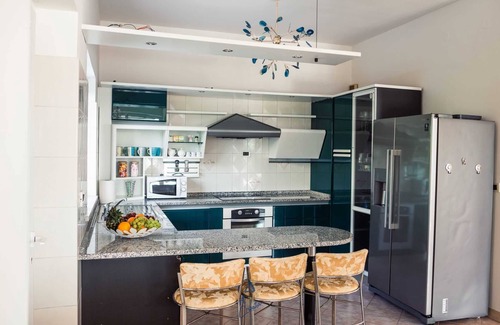 Pobri Villa | Villa de lujo de diseño real para 10 personas con piscina privada y vistas panorámicas al mar