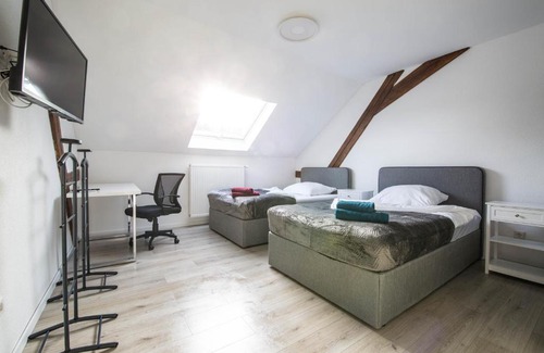 Herrensohr Apartamento | Luxury Saarbrücken Workers Rooms