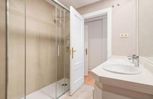 Trafalgar Apartamento | Luxury San Bernardo by Cómodo Madrid