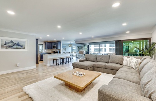 Sanibel Apartamento | Luxury Sanibel Condo w/ Ocean View: Steps to Beach
