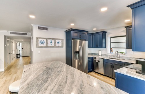 Sanibel Apartamento | Luxury Sanibel Condo w/ Ocean View: Steps to Beach