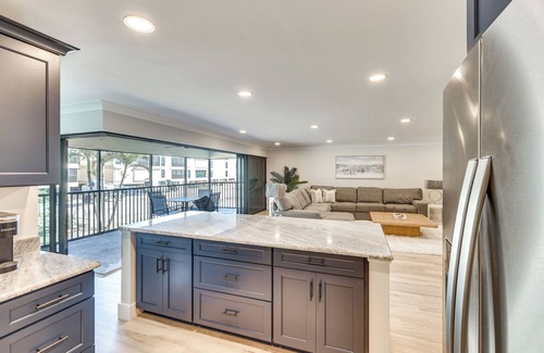 Sanibel Apartamento | Luxury Sanibel Condo w/ Ocean View: Steps to Beach