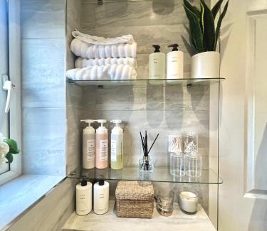 Northumberland Park Casa | Luxury Scandi Hotel inspired Home