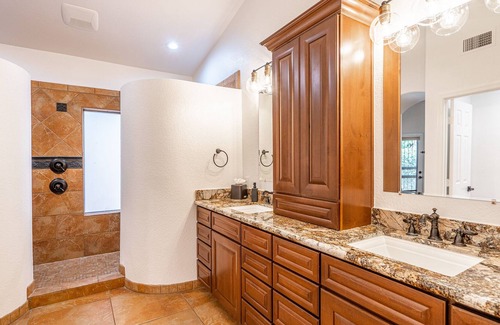 Paradise Park Vista Casa | ¡Casa de lujo en Scottsdale con el patio trasero del artista!