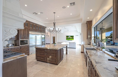 North Scottsdale Casa | Luxury Scottsdale Retreat: Heated Pool, Spa, Pickleball & Concierge service!