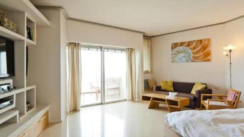Herzliya Pituach Apartamento | Luxury Sea View Apartment