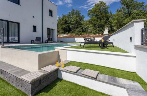Kostrena Villa | Luxury Sea View Villa DIJANA with Infinity Pool & Jacuzzi Near Rijeka