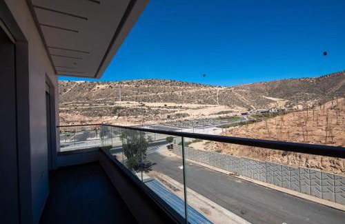 Secteur Touristique Apartamento | Luxury Seafront Apartment 99sqm with 2 Bedrooms and Wi-Fi Unlimited