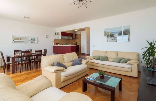 Znjan Apartamento | Apartamento de lujo junto al mar Amphora