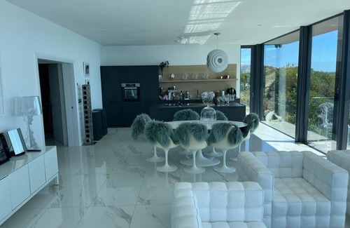 Schull Casa | Luxury Seaside Property