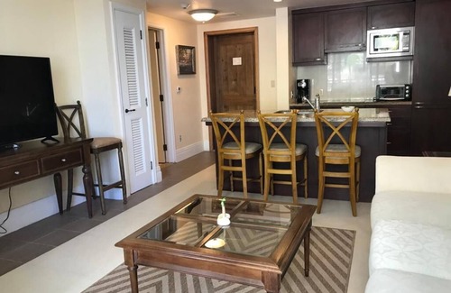 Rhyne Park Village Apartamento | Luxury Seaview Apartment