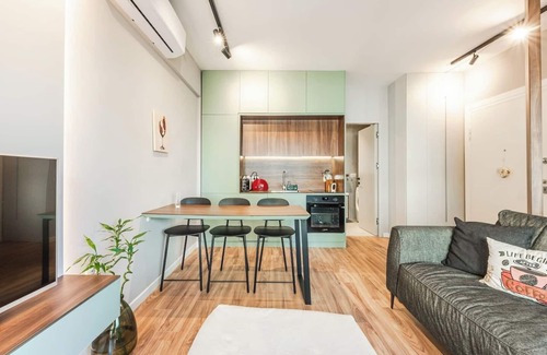 Vlore Apartamento | Luxury Seaview Apartment with Free Parking