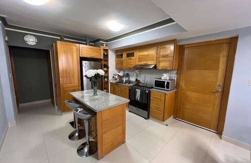 Tropical del Este Condominio | Lujoso y Seguro Apartmento 2 Dormitorios y 2 banos nuevo-10 minutos Aeropuerto