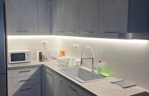 Pasalimani Apartamento | Luxury Serenity-Cozy Stay by the Sea and Marina