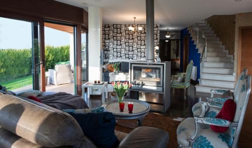 Serans Casa | Luxury Singular Villa Carolina