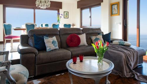 Serans Casa | Luxury Singular Villa Carolina