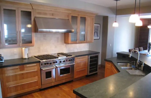 Salt Lake Mountain Resorts Casa | Luxury ski-in townhome in Solitude Resort
