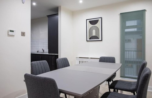 Belfast Central District Apartamento | Luxury, Sleeps 6, City Centre