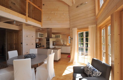 Boersch Casa | **** Casa de vacaciones de madera maciza de lujo en la ubicación de sus sueños