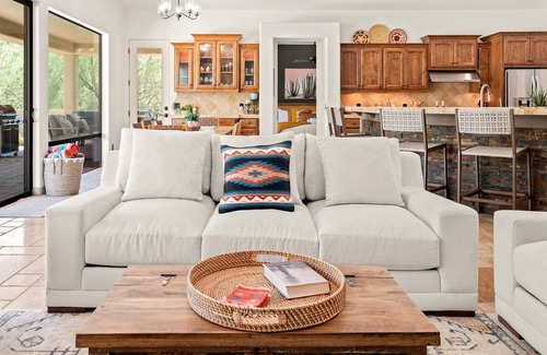 Cave Creek Casa | Luxury Sonoran Nights,Walk to Cave Creek, Heated Pool/Hot Tub, Backs Black Mtn