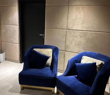 Gulberg Apartamento | Luxury Soundproof Apt, MM Alam Road, Gulberg
